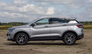 Автомобили внедорожники в Тюмени